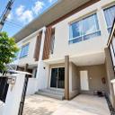 4 Beds 5 Baths House — फ़ोटो 4