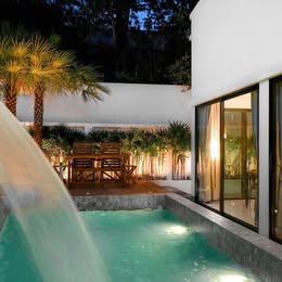 2 beds 3 baths House