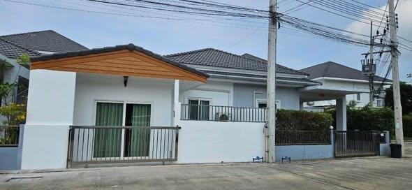 ไน ท์ (Mueang Phuket, 25000 THB)