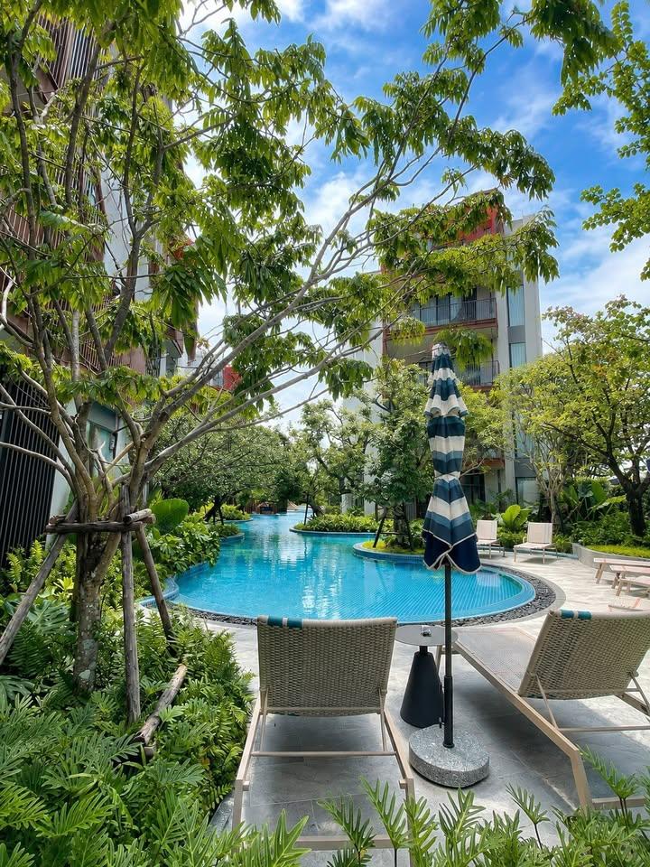 2 beds 2 baths Flat