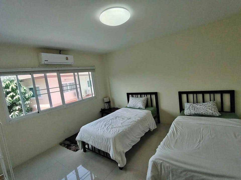 1 Bed 1 Bath - Apartment