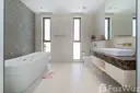 5-Bedroom Villa for Rent in Grand View Residence Lagoon, photo 6
