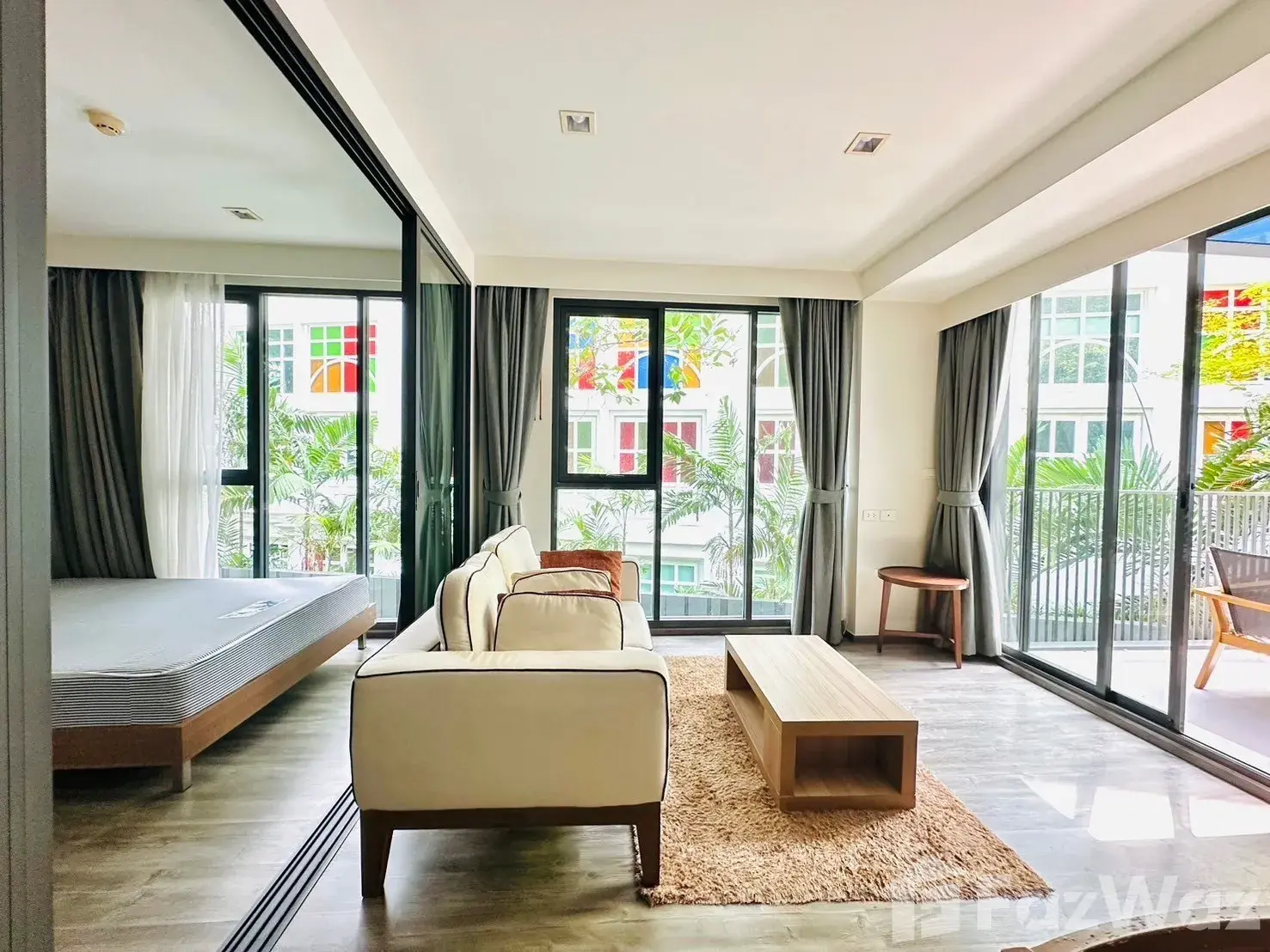 Kondo 2 Bilik Tidur untuk Disewa di The Deck Patong