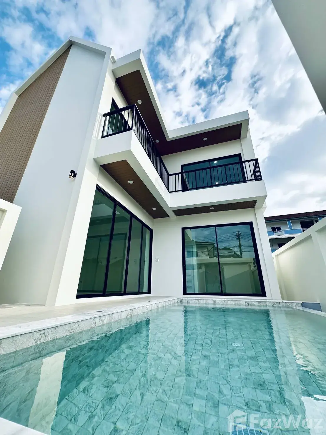3 bilik tidur, 4 bilik air, 192 meter persegi, Wichit, Bandar Phuket