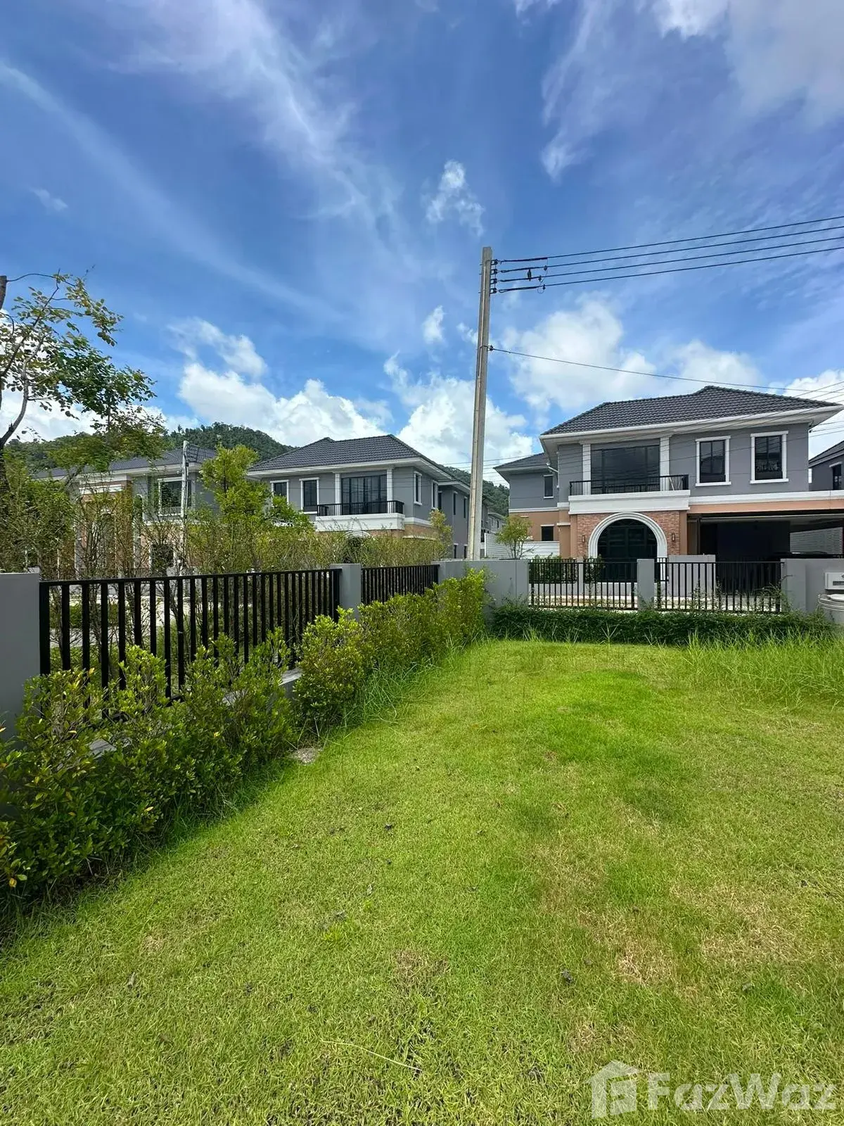 Crown Estate Village, Koh Kaew'de zarif akıllı ev