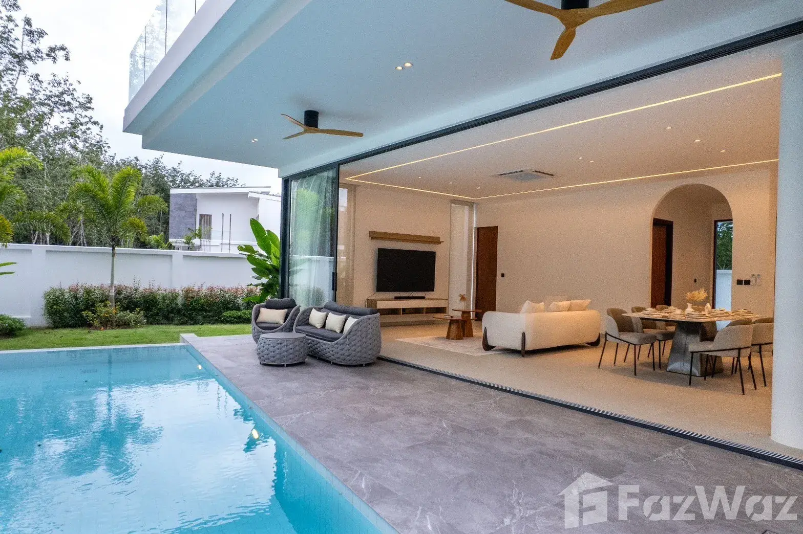 4 спальни Вилла в аренду в Terra Azalea Villas