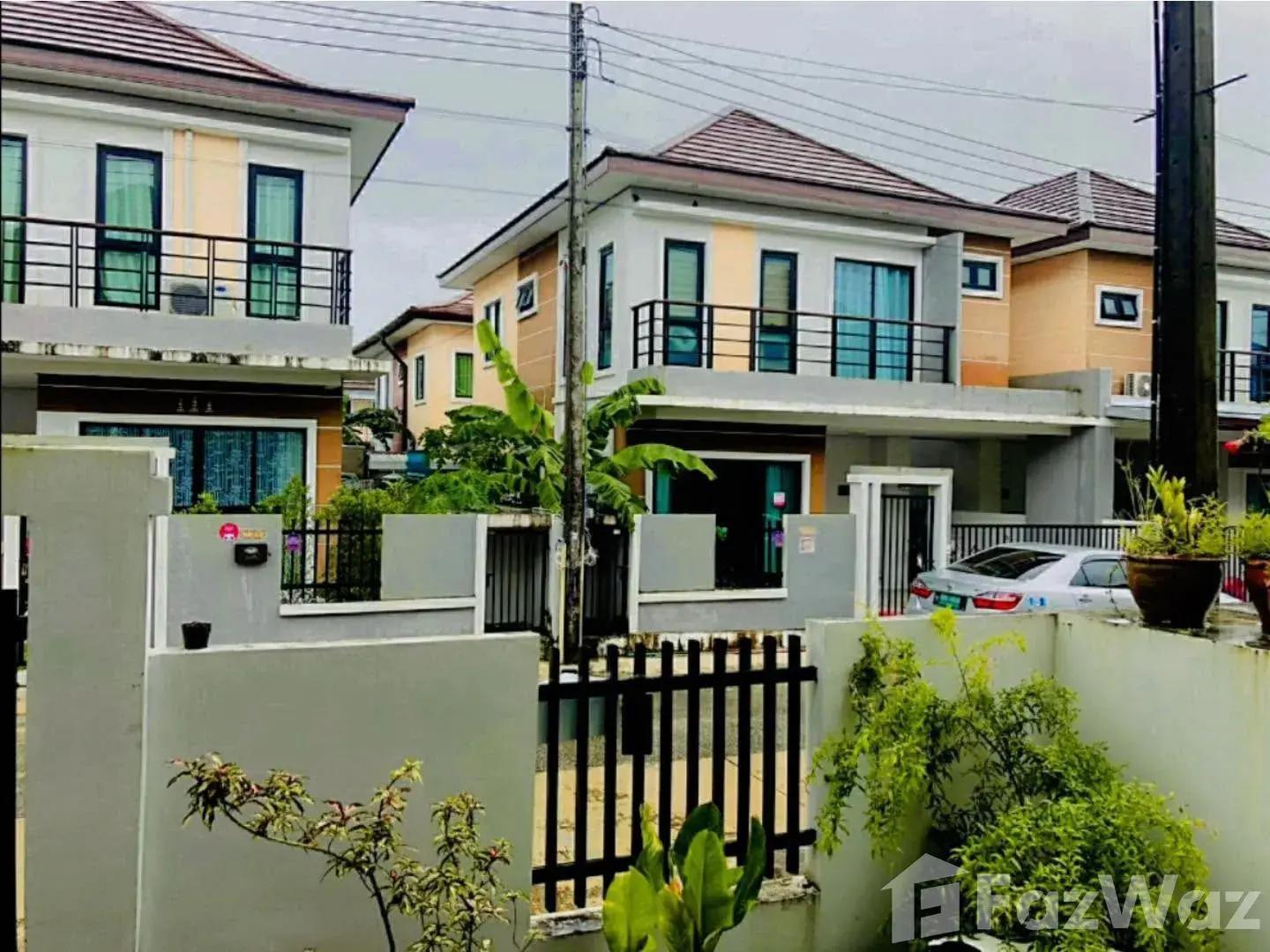 Rumah 3 Bilik Tidur untuk Disewa di Phanason Grande Ville