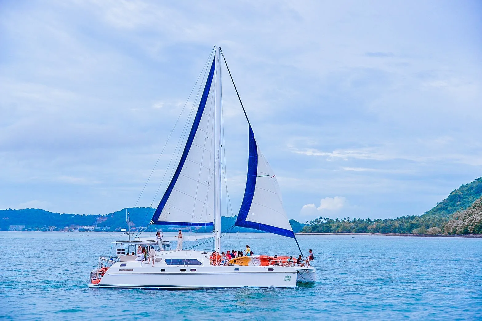 Catamaran Aste
