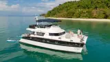 Motor catamaran Fountaine Pajot 47 — photo 1