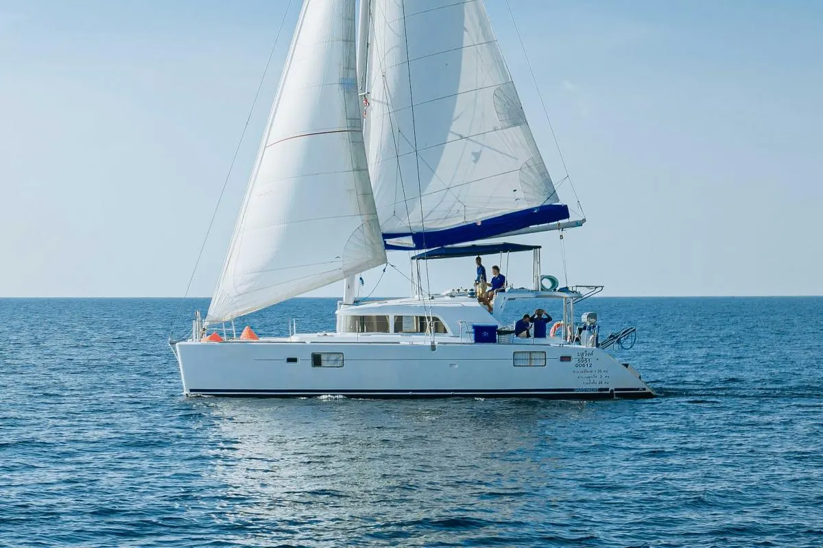 Catamaran Lagoon 44