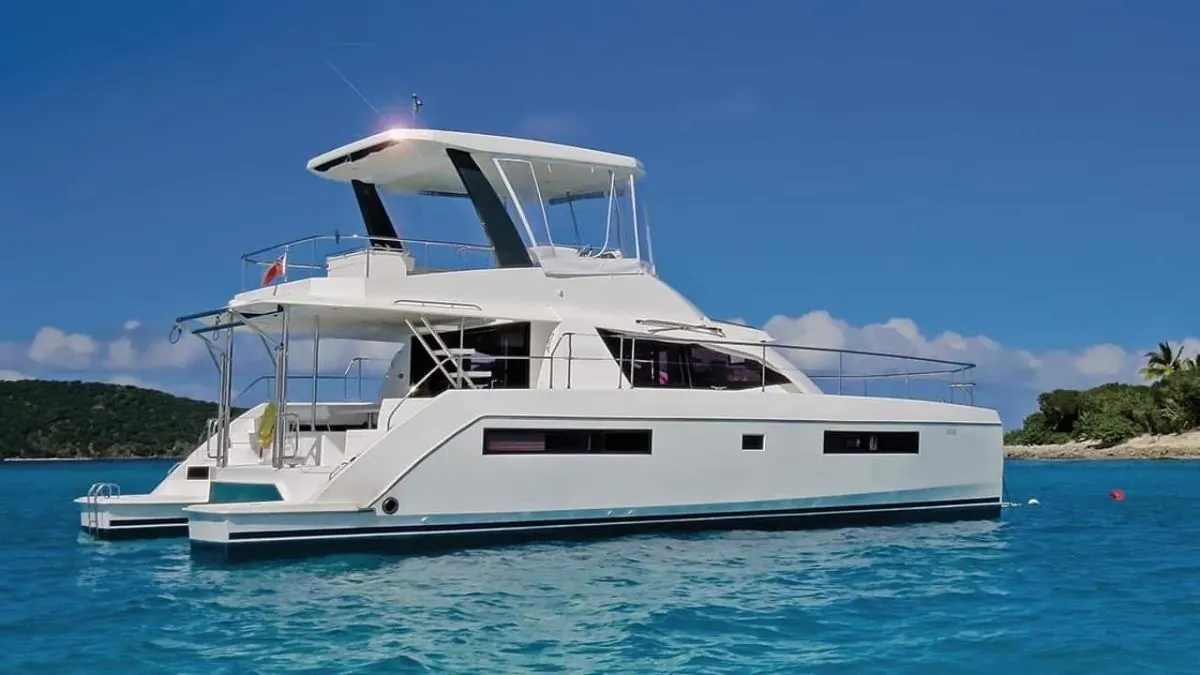 Motor catamaran Leopard 43 Powercat