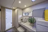 Motor catamaran Leopard 43 Powercat — ဓာတ်ပုံ 8