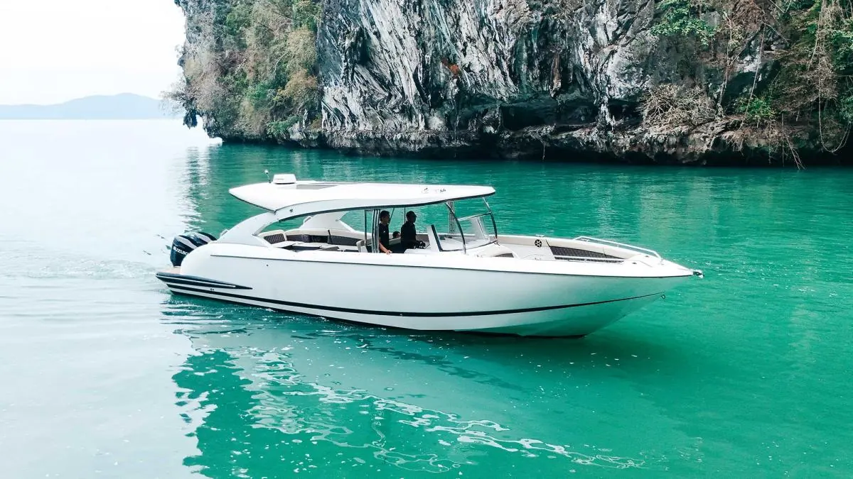 Speedboat Ocean Pearl 42