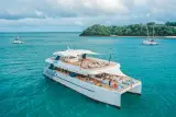 Catamaran ပါတီ Catamaran 111 (2019) — ဓာတ်ပုံ 2