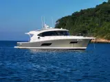Lüks Yat Riviera 58 — fotoğraf 2