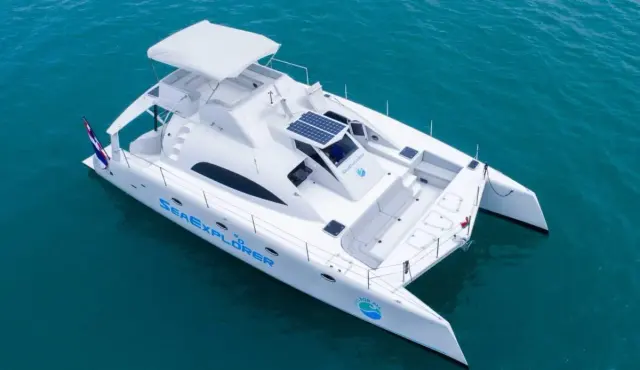 Katamaran motor Sea Explorer 47