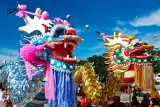 ပွဲတော်ကြီး မျက်လှည့်- ညစာစားပွဲနှင့် လွှဲပြောင်းမှုနှင့်အတူ ညစာစားပွဲ လက်မှတ်, ဓာတ်ပုံ 3