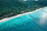Lima pulau dengan bot persendirian: Racha Yai, Coral, Maithon, Kai Nok dan Kai Nui, foto 1