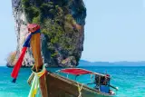 Subuh di atas Teluk Phang Nga: jambatan kaca, bot dan pantai dengan kapal terbang, foto 3