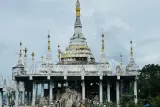 Surat Thani မိုးပျံဘုရားများနှင့် ဆင်ဘုရားကျောင်း- သီးသန့်ပြည်မကြီးခရီးစဉ်, ဓာတ်ပုံ 3