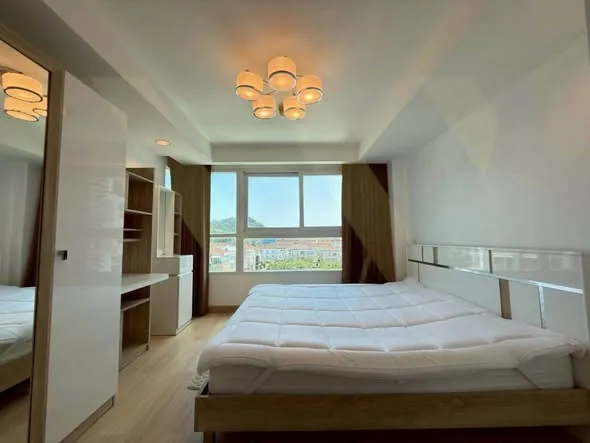 Condominium The Royal Place in the center of Phuket next to Lotus