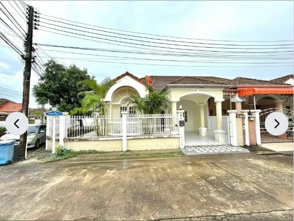 Rumah dengan 3 bilik tidur dan 2 bilik air