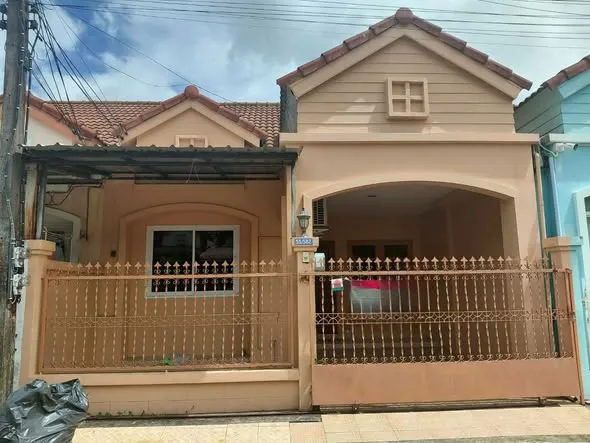 Rumah sudut di kampung Irwadi bersebelahan sekolah Kathu