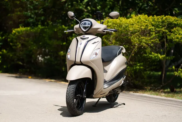 Yamaha Grand Filano (без АБС, коричневый/синий)