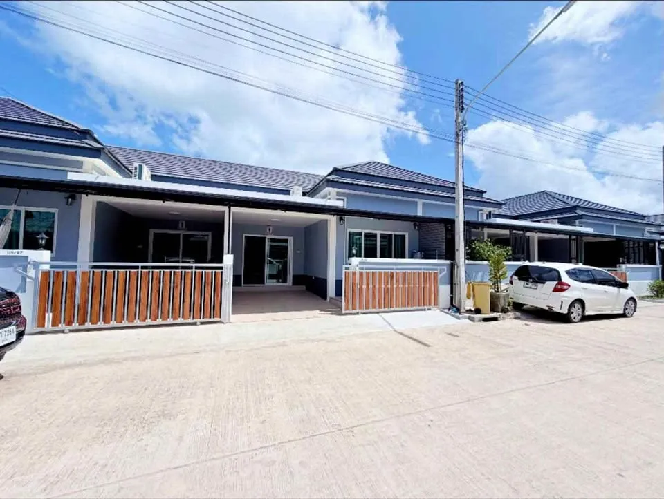 Rumah dengan 2 bilik tidur dan 2 bilik air