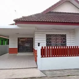 House with 2 bedrooms and 2 bathrooms